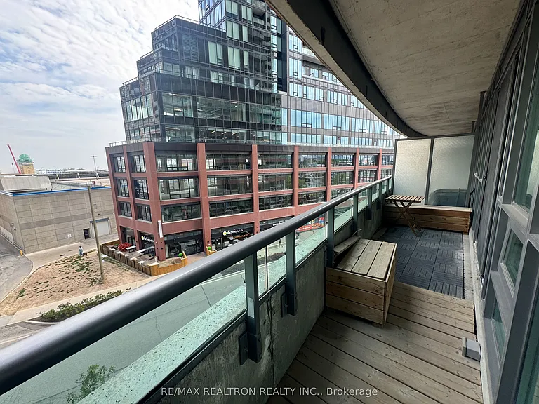150 E Liberty St #407 — Photo 17