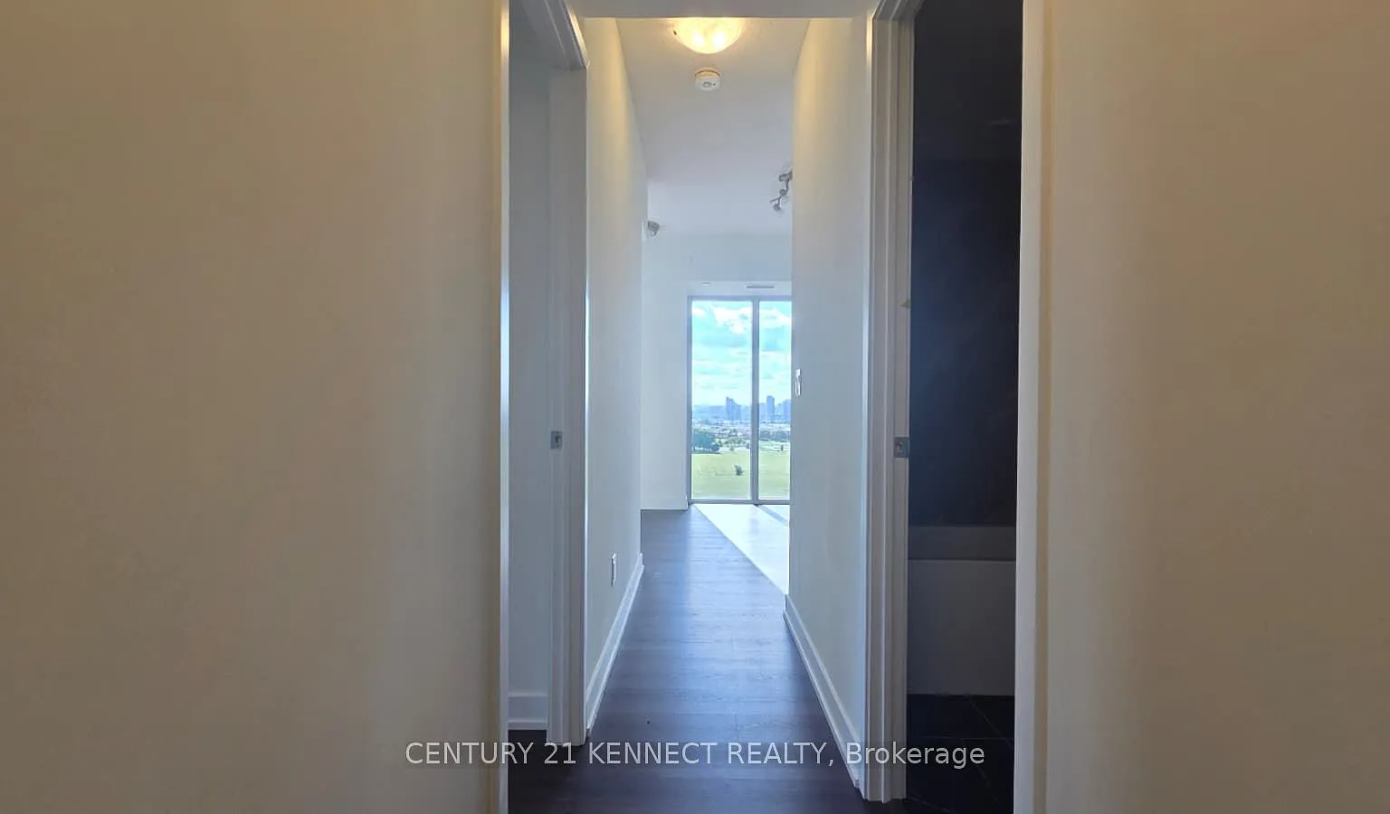 Yorkwood Condos — Photo 2
