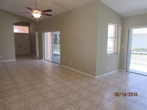 3rd image of 6443 Tiara Dr