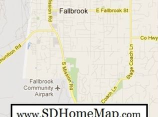 3909 Palomar Dr, Fallbrook, CA 92028