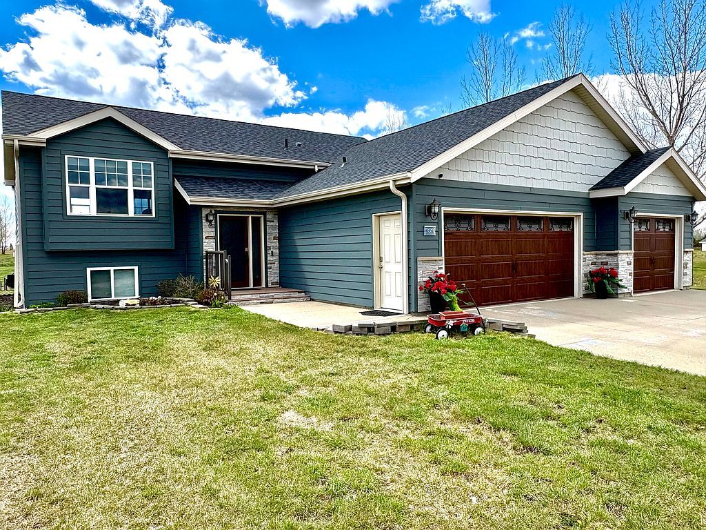 4350 Preston Loop - Property Image