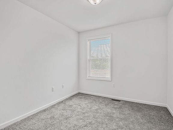 5th image of 330 Sruthi Dr