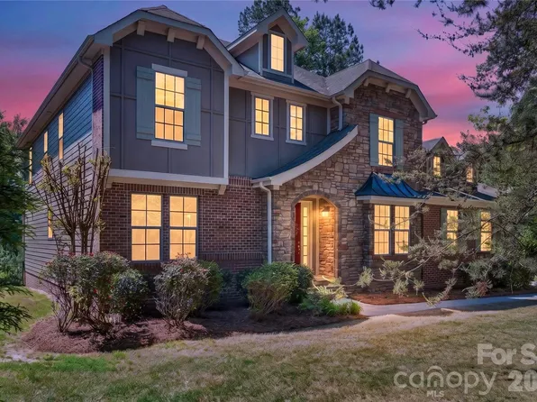 185 Belfry Loop, Mooresville, NC 28117
