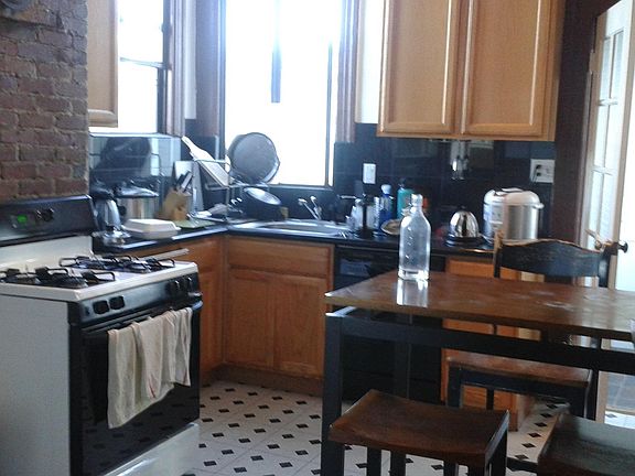 5th image of 4250 18th St