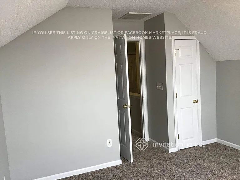 7122 Lowen Rd — Photo 6