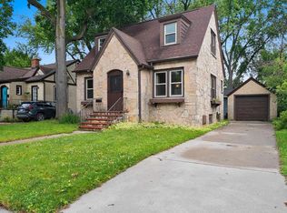 225 Gray St, Green Bay, WI 54303