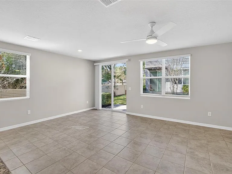 2710 Scarlet Bay Pl — Photo 31