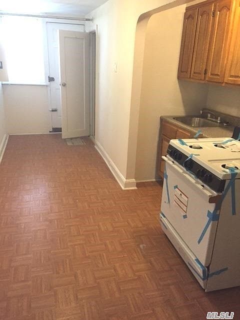 2nd image of 399 E 52nd St