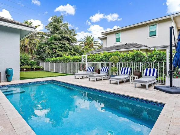 2500 Estates Dr #1, North Palm Beach, FL 33410