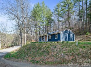 1280 Old Mine Fork Rd, Burnsville, NC 28714