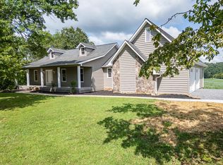 96 West Rd, Warne, NC 28909