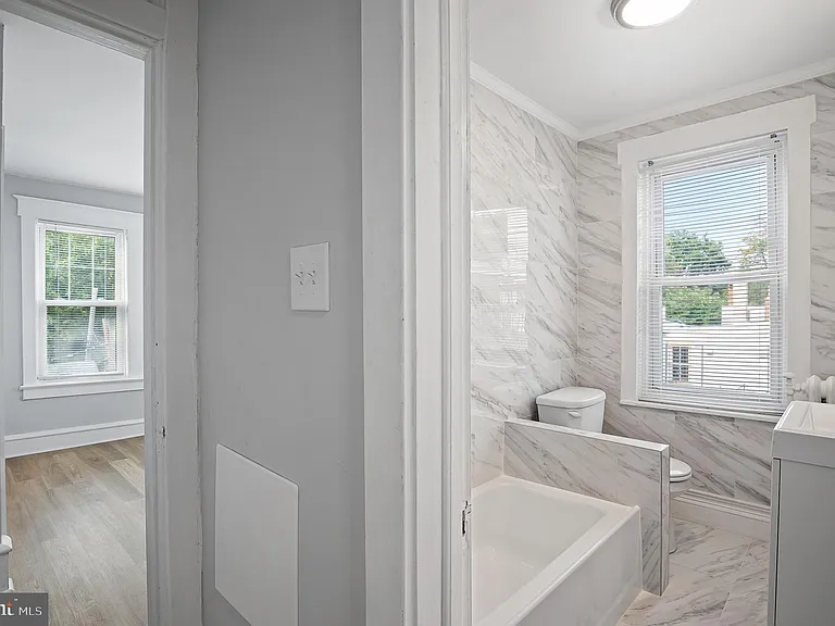 221 Kings Hwy E #B — Photo 15