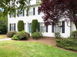 3 Michelle St, Hudson, PA 18705