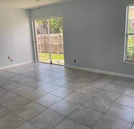 5th image of 5580 Boynton Pl