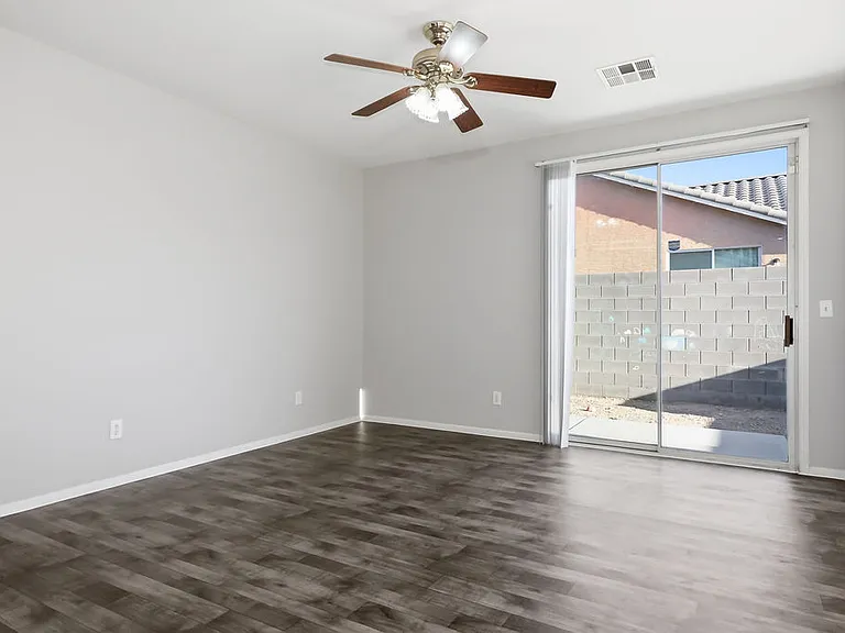 2529 Rainbow Cactus Ct — Photo 7
