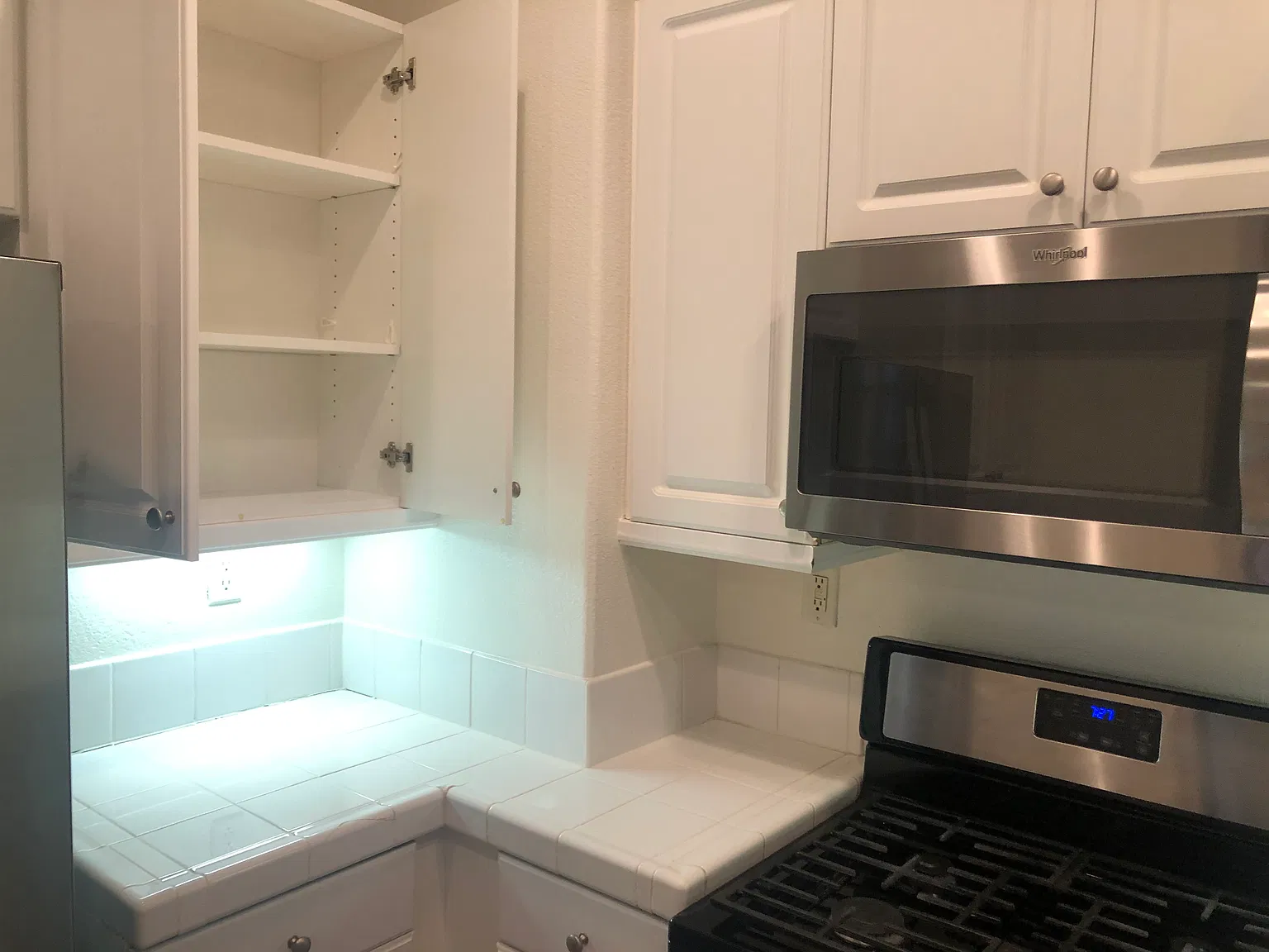 3 bed, 1339 sqft, $3,400 — Photo 2