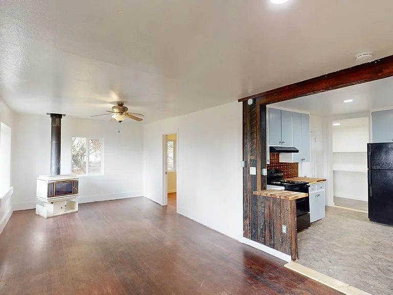721 Ranch House Ln — Photo 1