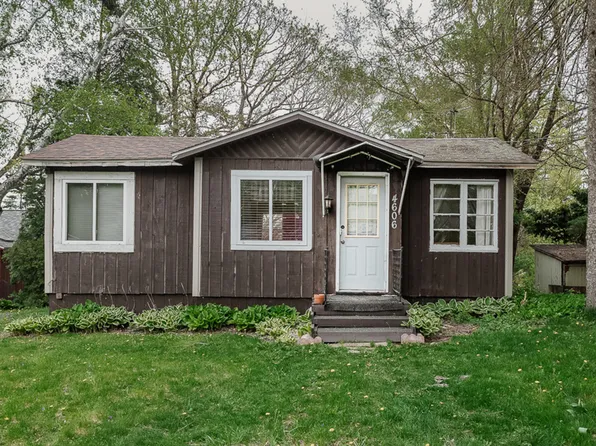 4606 W Shore Dr, Wonder Lake, IL 60097