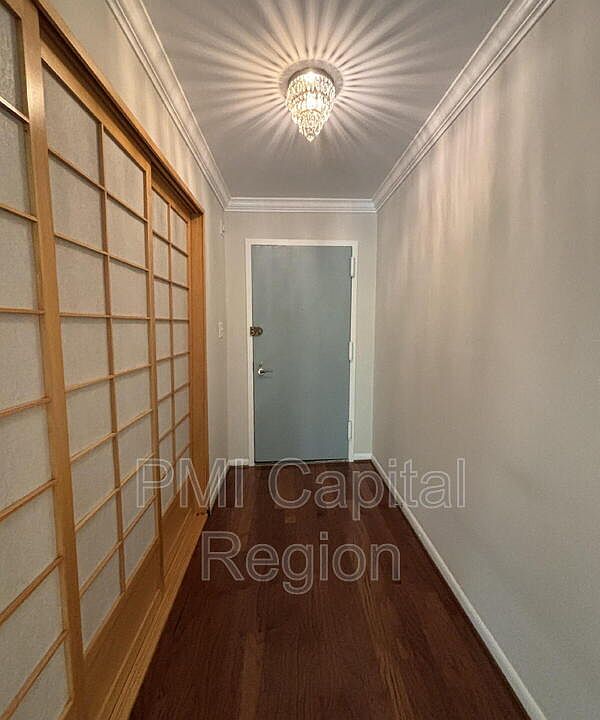 1st image of 4620 N Park Ave APT 207E