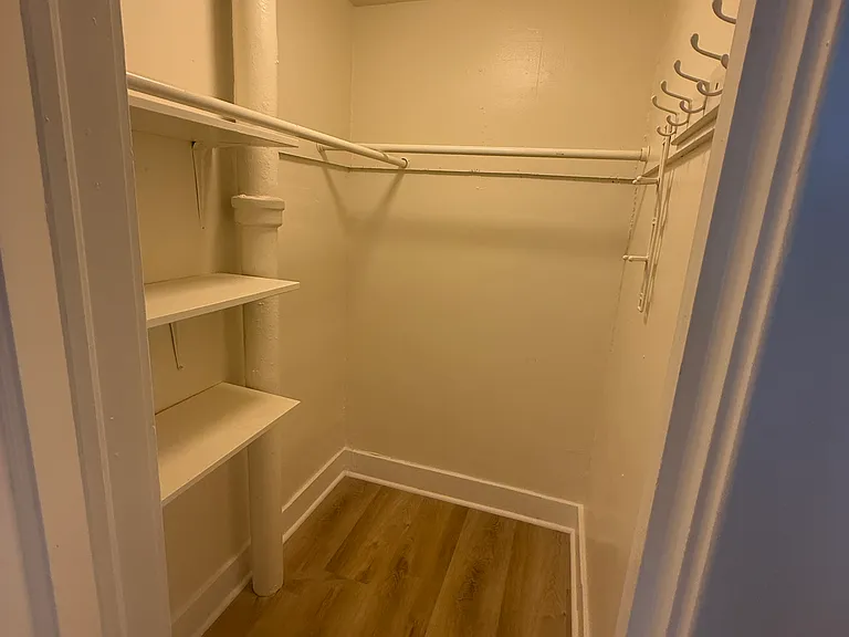 221 N L St #221 — Photo 2