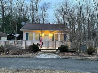 3265 Pocono Dr, East Stroudsburg, PA