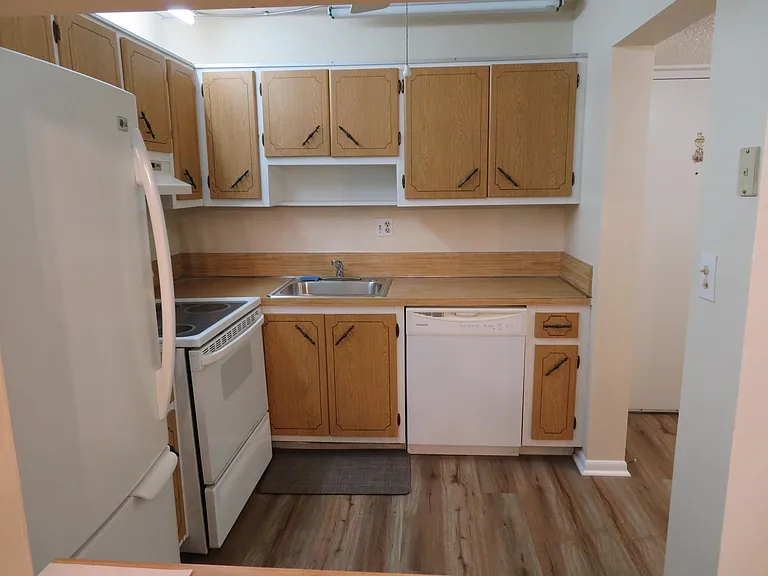 9233 SW 8th St #117 — Photo 26