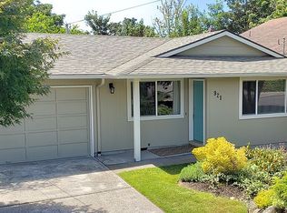 921 13th Ave, Seaside, OR 97138