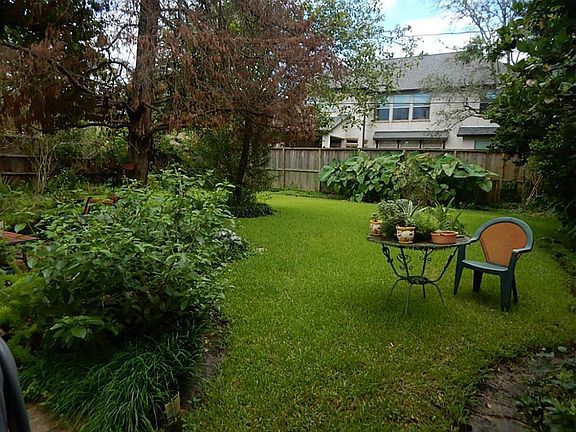2nd image of 4617 Cedar Oaks Ln