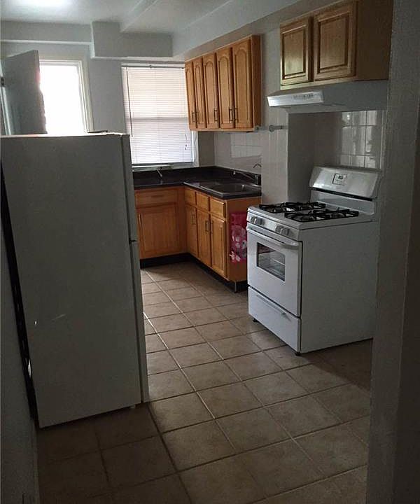 1st image of 8741 25th Ave #1