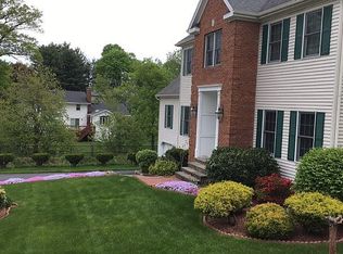 5 Trowbridge Cir, Shrewsbury, MA 01545