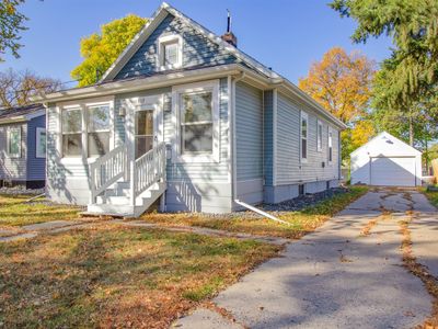 1817 5th Ave S, Fargo, ND, 58103