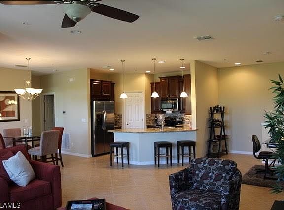 4th image of 8510 Violeta St Unit 202