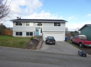 2002 39th St, Anacortes, WA 98221