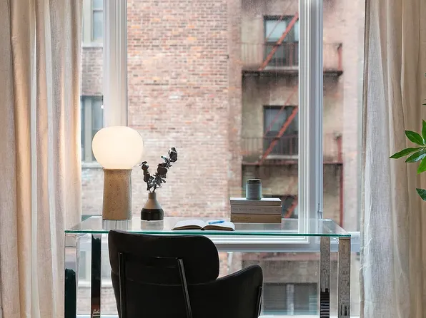 50 Clarkson Avenue image 2 of 23