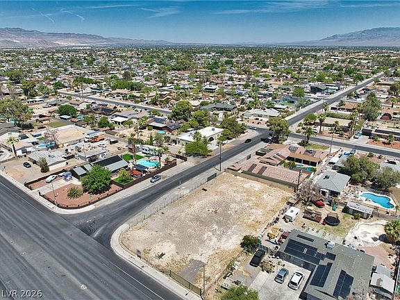 4th image of Lake Mead Leonard Ln