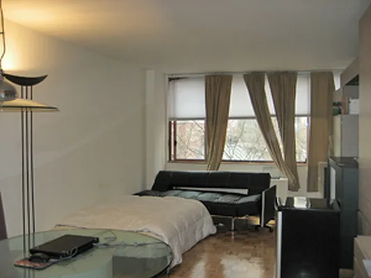 Rented by Corcoran | media 6