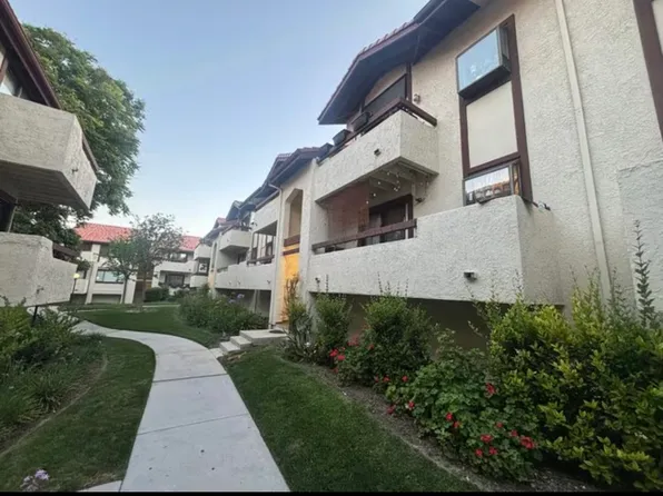 18125 American Beauty Dr Unit 166, Santa Clarita, CA 91387
