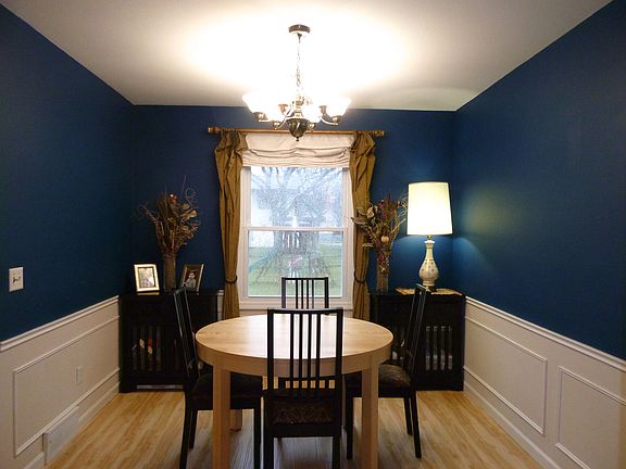 2nd image of 26914 Oakmead Dr