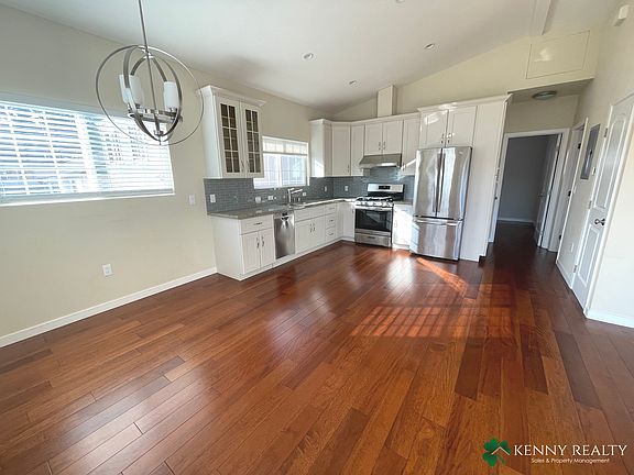 5th image of 822 Ellis Dr