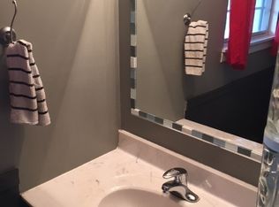 1365 Carleton Cir, Naperville, IL 60565