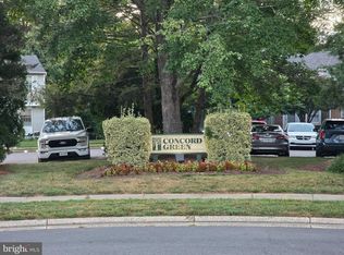 1664 Harvest Green Ct, Reston, VA 20194