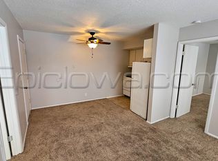 1385 Meadowview Dr - 8, Marion, IA 52302