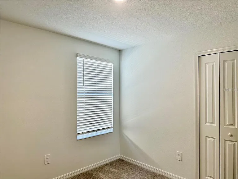 17606 Happytrails St — Photo 27