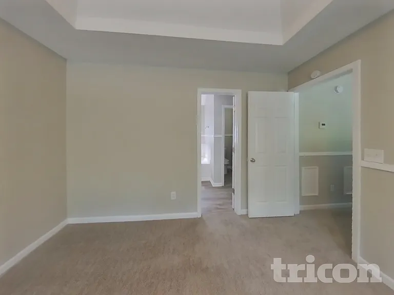 2035 Reflective Waters Rd — Photo 8