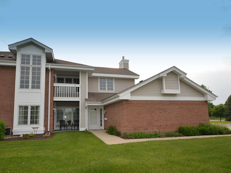 1st image of 8895 Woodbridge Dr #8895