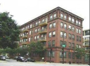 120 E Cullerton St APT 406, Chicago, IL 60616
