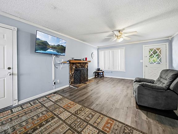 5th image of 21511 San Gabriel Dr