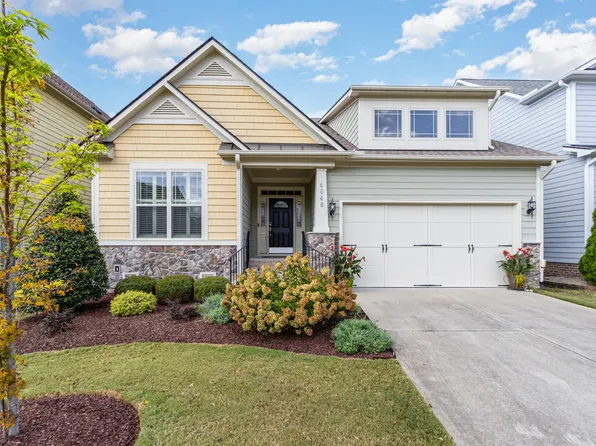 4049 Franks Creek Dr, Cary, NC 27518