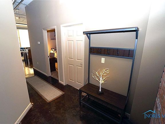 4th image of 745 Washington St APT 210