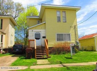 208 S Jackson St, Ionia, MI